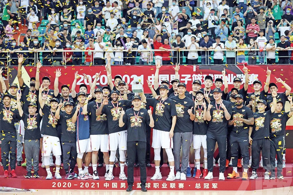 CBA廣東隊奪下第11冠